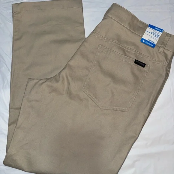 Columbia Khaki Chino Pants Versatile Twill Texture